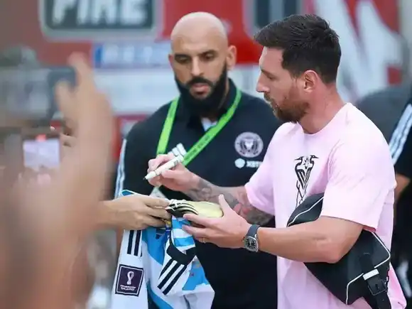 La MLS le prohíbe al guardaespaldas de Messi entrar al campo de juego