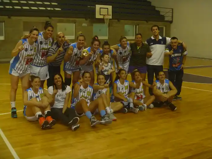 Peñarol campeón del Cuadrangular Provincial. 