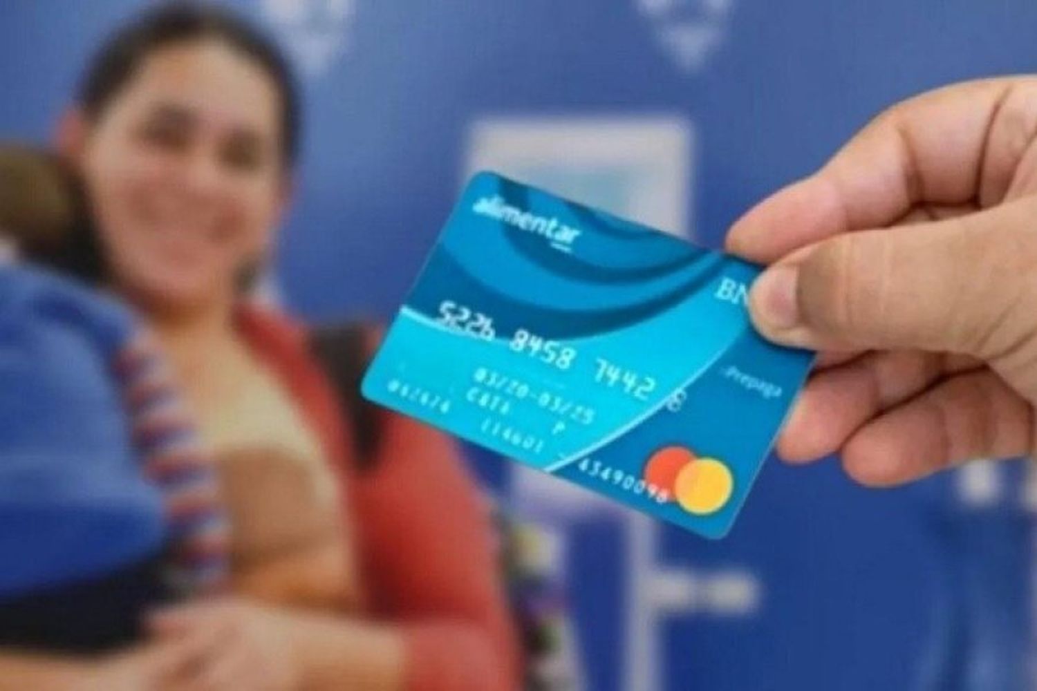 El Gobierno anunció cambios en políticas alimentarias: aumentos en Tarjeta Alimentar y nueva tarjeta para comedores