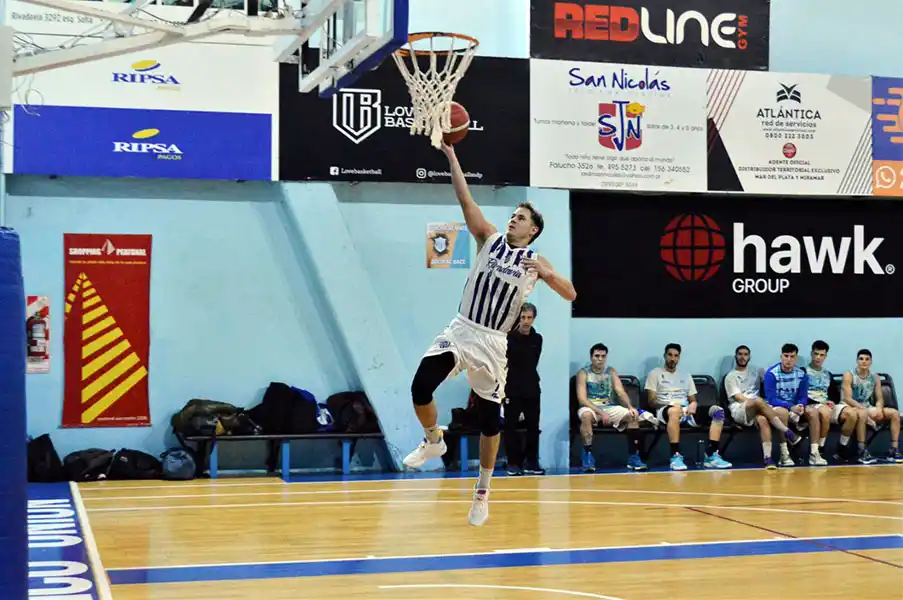 Rivadavia primer finalista en el Básquetbol local