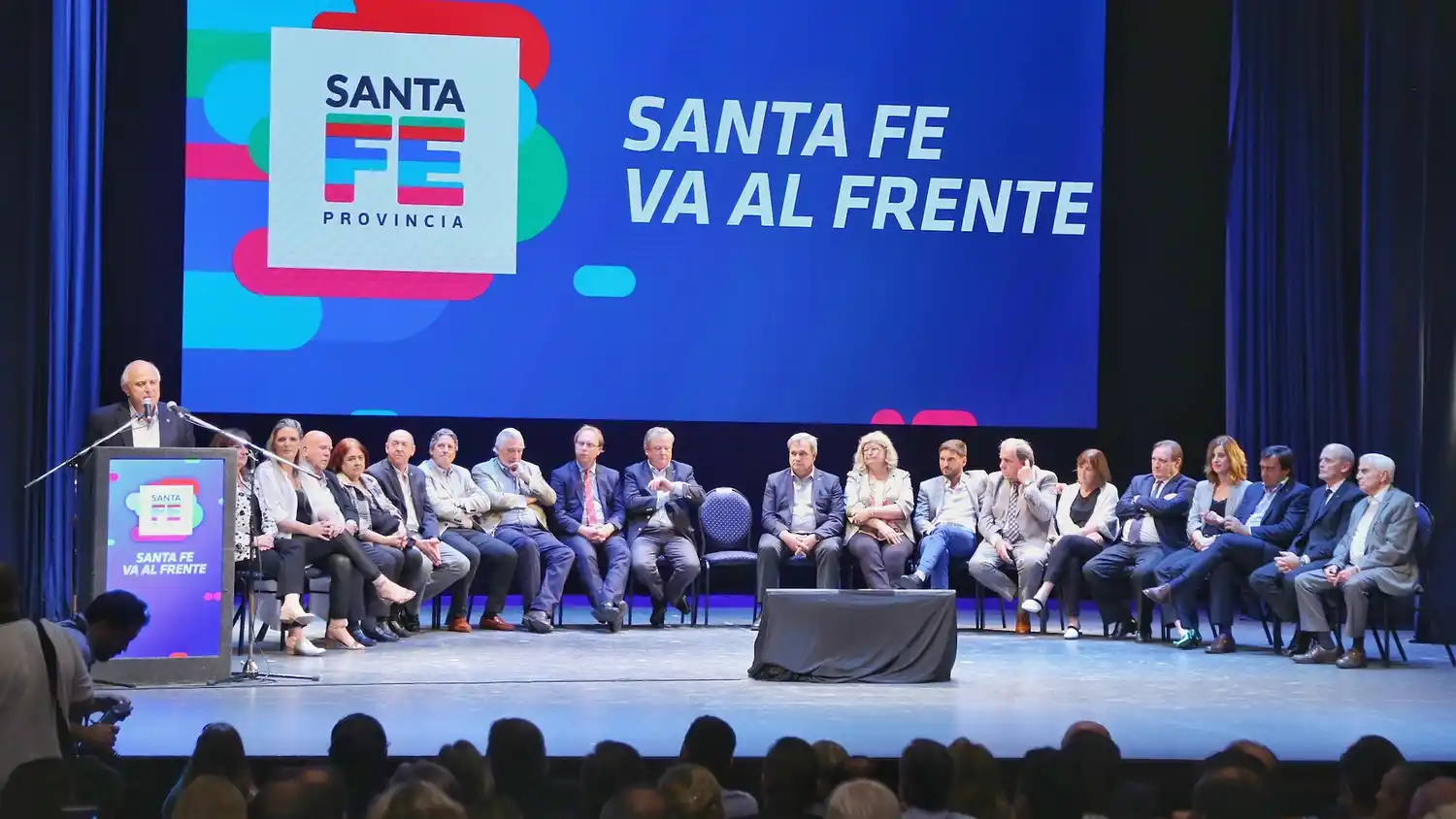 Lifschitz realizó un balance de los tres años de gestión