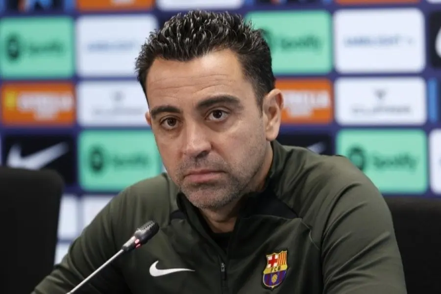 Xavi revirtió su decisión y seguirá como DT del Barcelona hasta junio de 2025