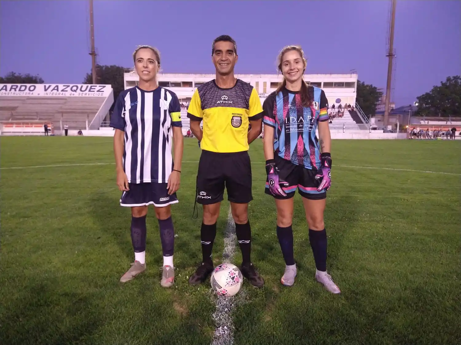 El seleccionado local, domingo por la noche