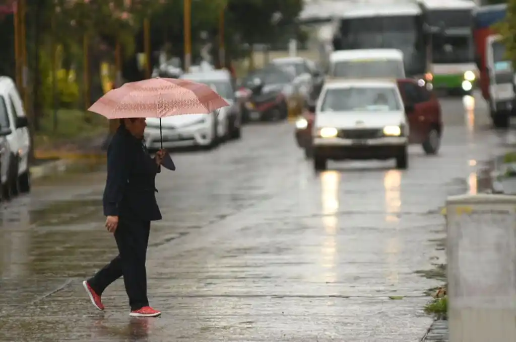 Miércoles con lluvia en la ciudad de Santa Fe