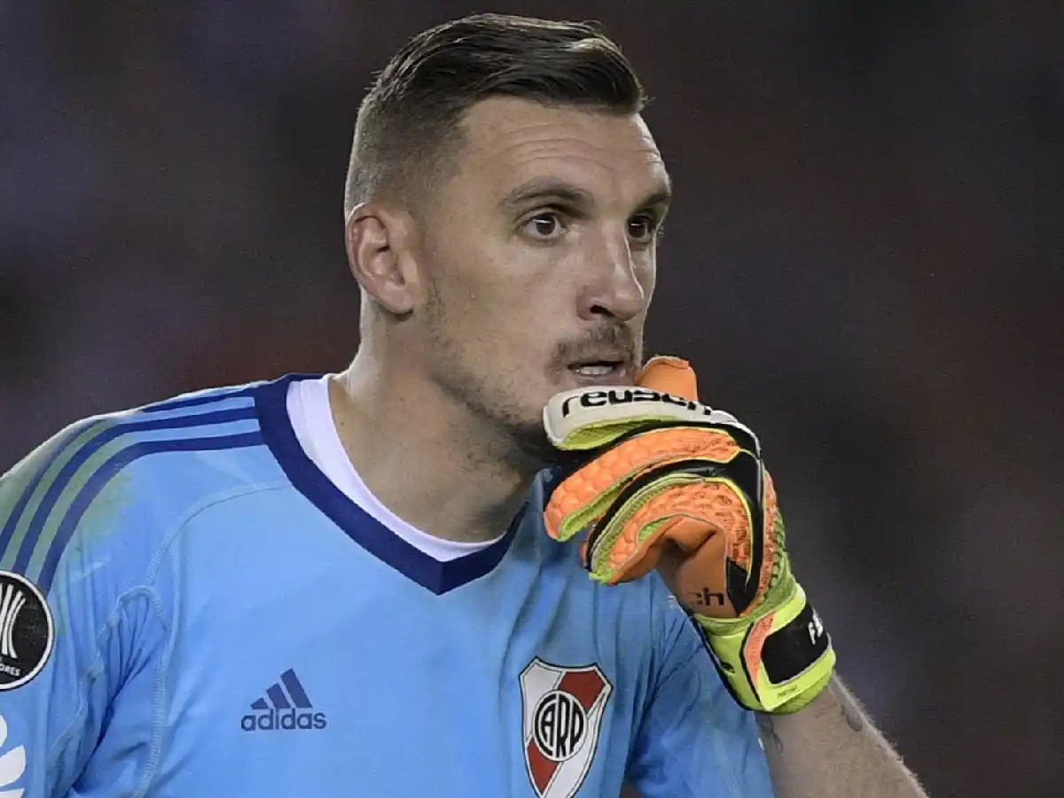 Cumplen dos archirrivales