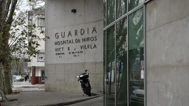 Un bebé se encuentra grave tras recibir golpes