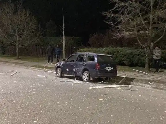 Edificios, viviendas e instituciones aledañas al local gastronómico también sufrieron daños