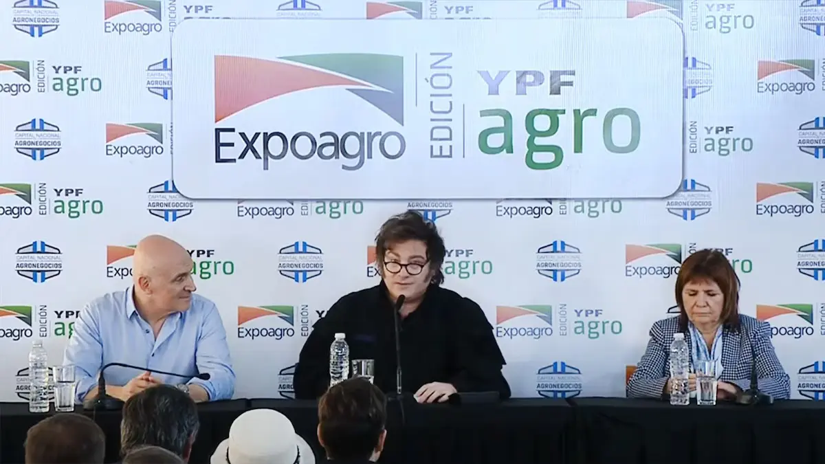Milei junto a Bullrich y Espert en San Nicolás