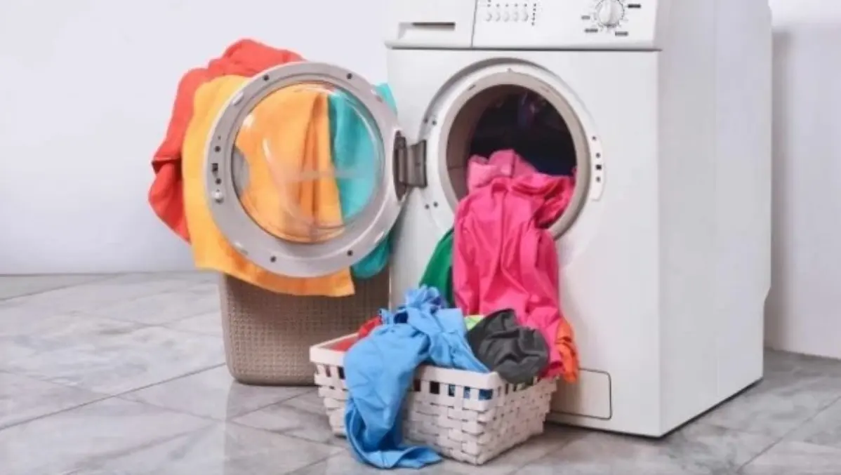 ¿Debo lavar la ropa antes de estrenarla? Acá las razones que lo recomiendan