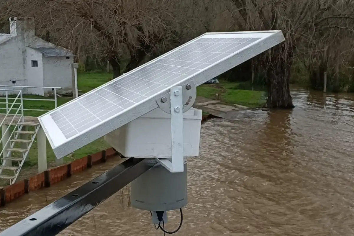 Instalaron un nuevo limnímetro para medir la altura del río Gualeguaychú en Puerto Boca