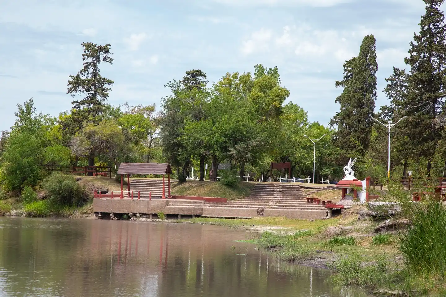 Alerta naranja por altas temperaturas para el inicio de la semana en varios departamentos de la provincia