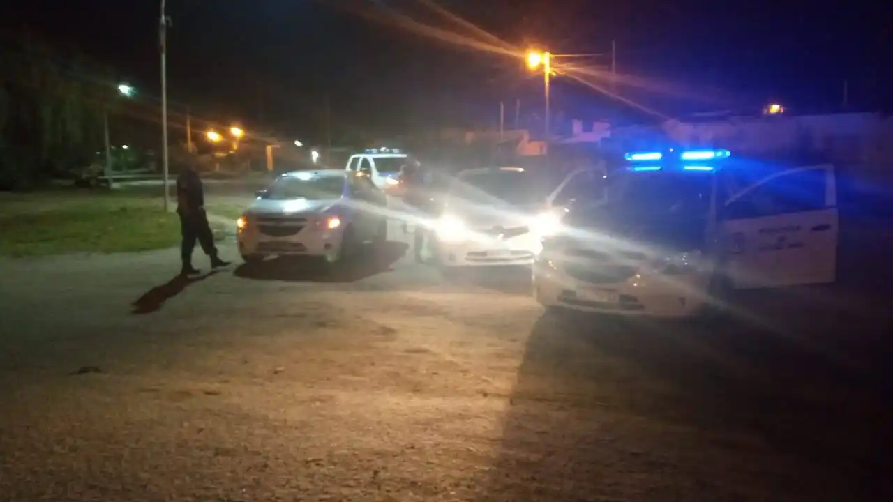 Tres detenidos por atentado y resistencia a la autoridad