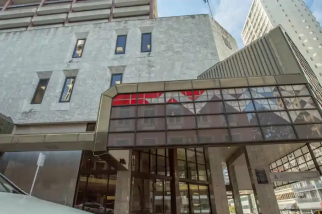 El incidente sucedió en la joyería Partridge Jewelers, ubicada en el centro de Auckland, Nueva Zelanda. (Foto: gentileza AP)