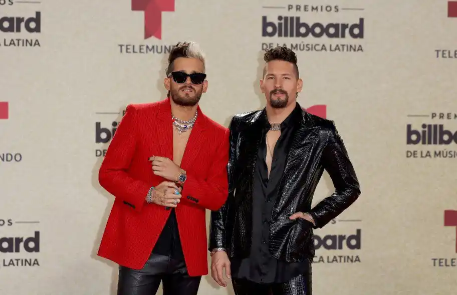 Mau & Ricky serán jueces en La Voz Kids
