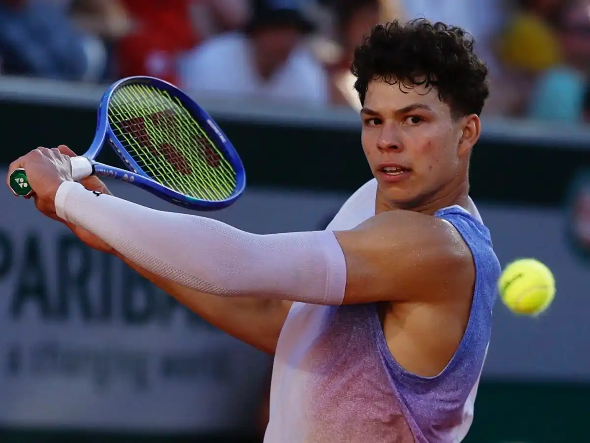 Ben Shelton avanzó con autoridad a cuartos de final en Washington