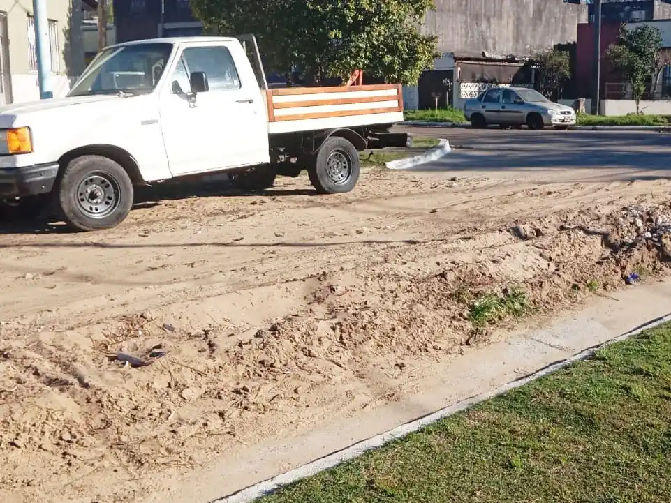 Vecino denunció acumulación de arena en una esquina de Concordia