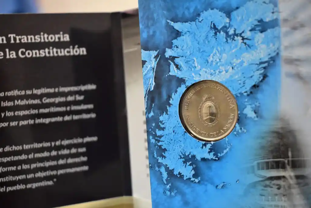 Acto de entrega de medallas a los Veteranos de Guerra de Malvinas de Chascomús