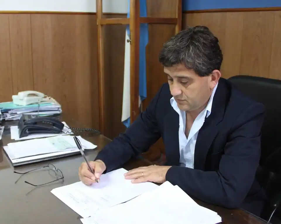Fioramonti impulsó acciones contra aumentos de servicios