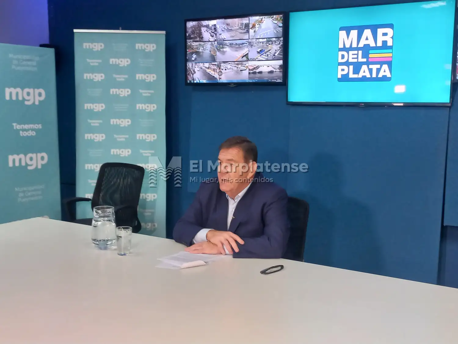 El mandatario comunal, Guillermo Montenegro, brindó una conferencia de prensa para referirse a la situación de la ciudad.