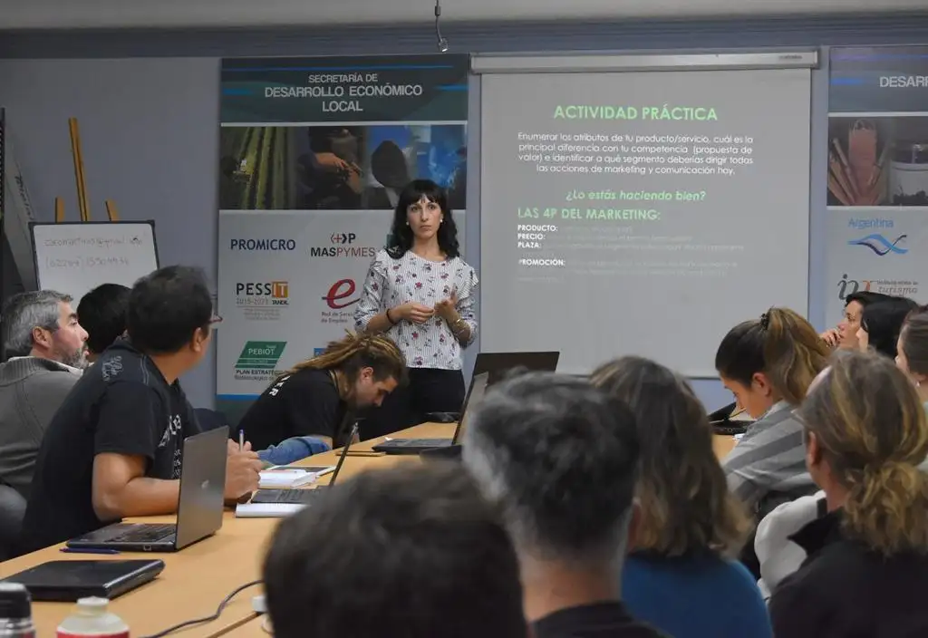 El Municipio dicta capacitación en redes sociales