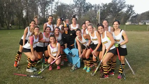 Carpinchos jugó en Damas y Caballeros el fin de semana