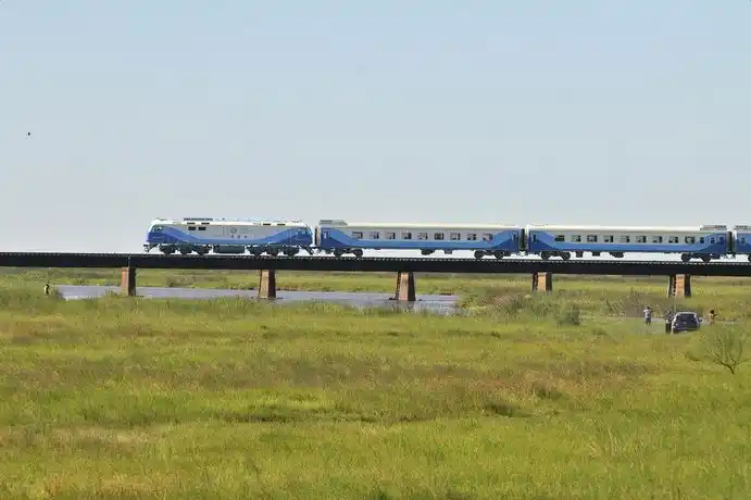 Tren Buenos Aires - Rosario: Tarifas y horarios