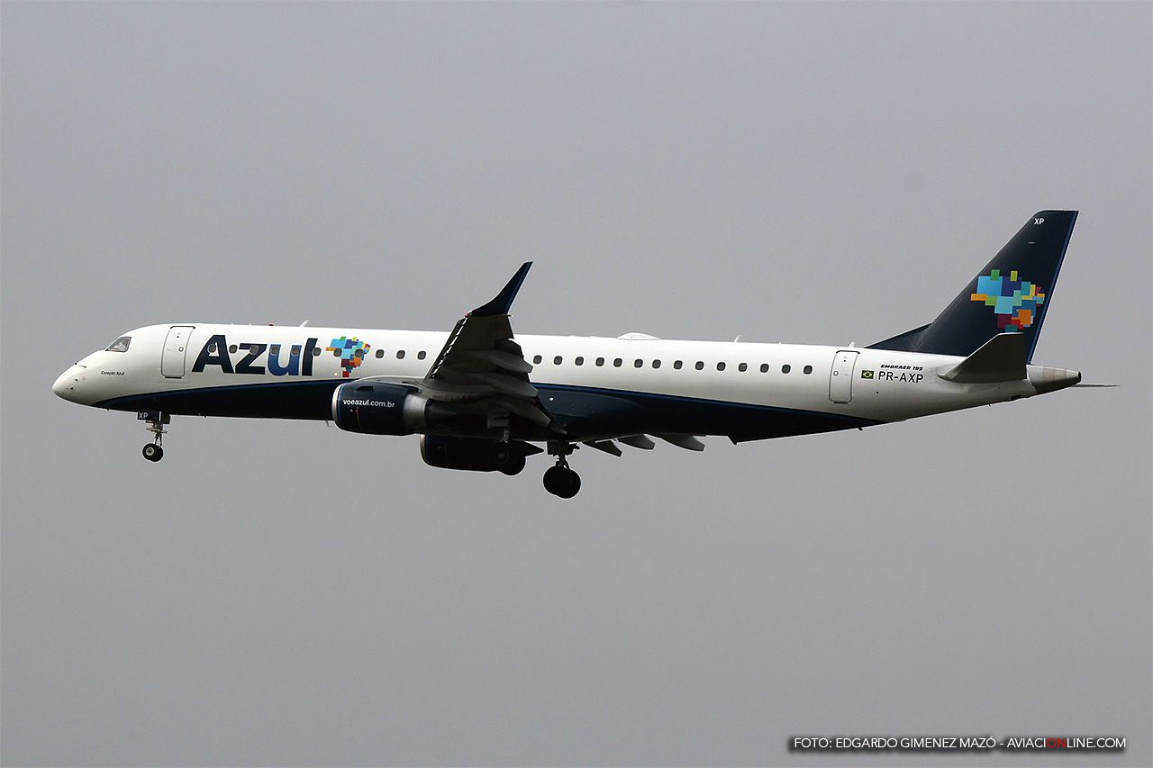 Azul extendió sus vuelos entre Buenos Aires y Navegantes