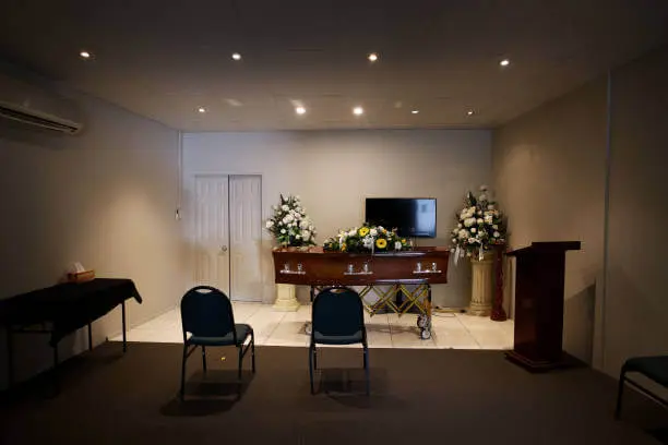 Viudas velan al mismo hombre y en la funeraria descubren el engaño
