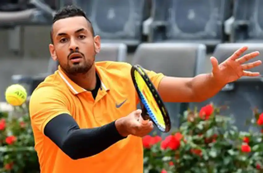 Kyrgios sufrió un ataque de locura y fue descalificado en Italia