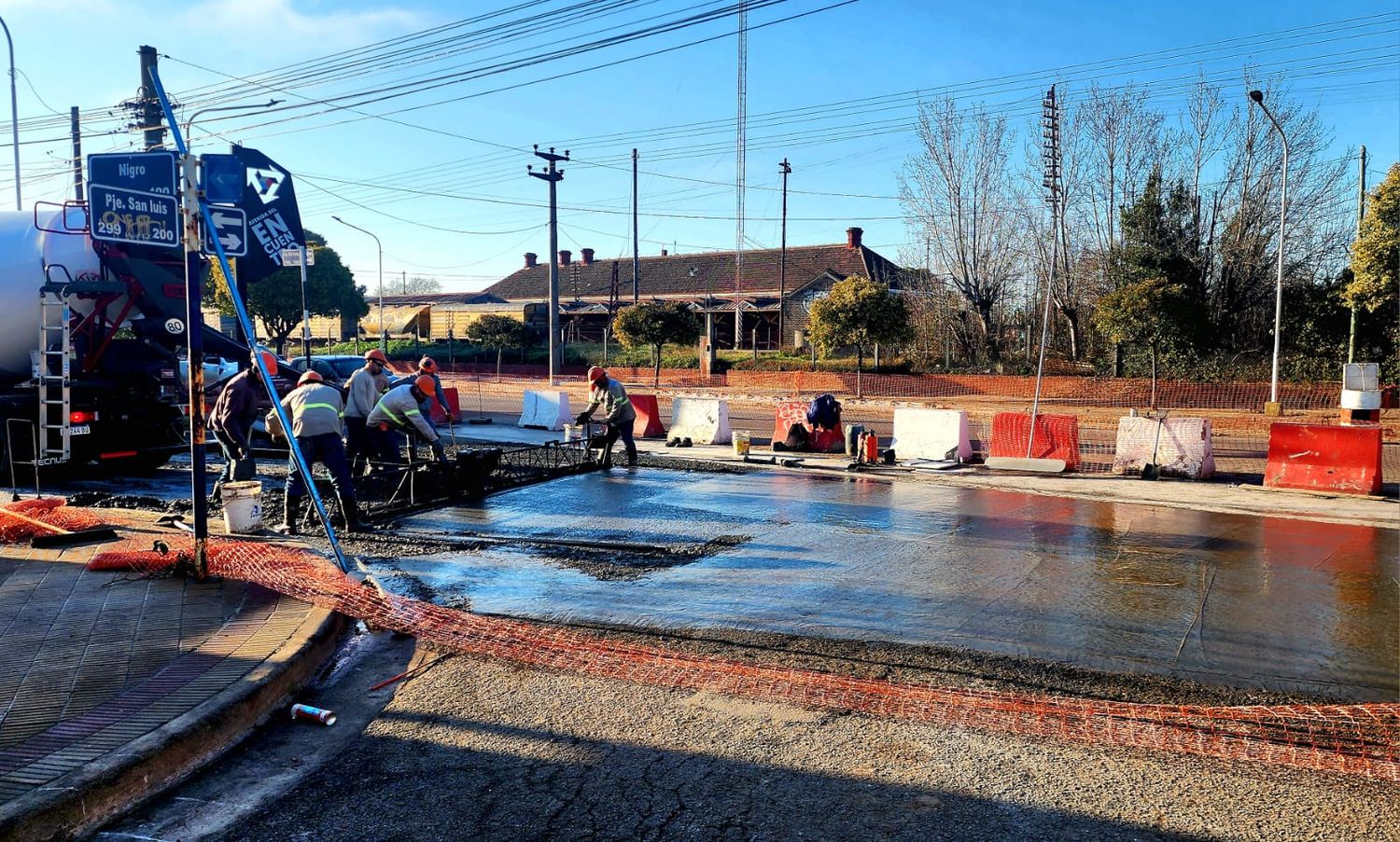 El Municipio avanza con la repavimentación de la Av. Del Valle y la calle Nigro