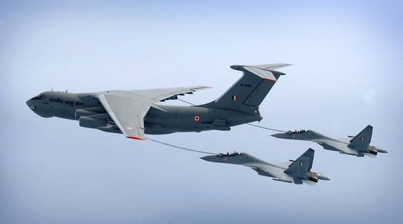 En lugar de comprar, India piensa en alquilar aviones cisterna según lo vaya necesitando