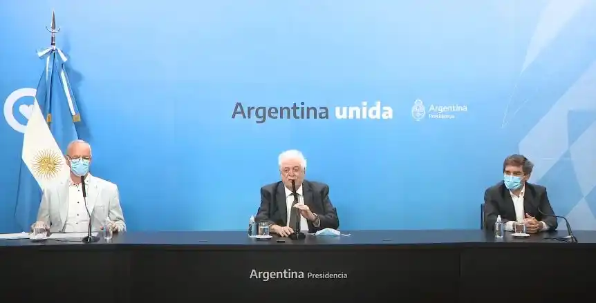 Coronavirus: Los casos dejan de bajar y González García, por las fiestas y vacaciones, pidió que se aumente el cuidado