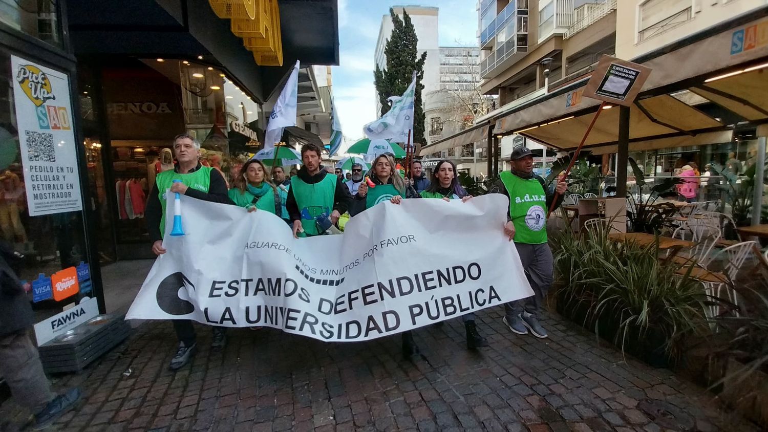 'Ruidazo' por la Educación Pública: un salario digno y presupuesto para las universidades