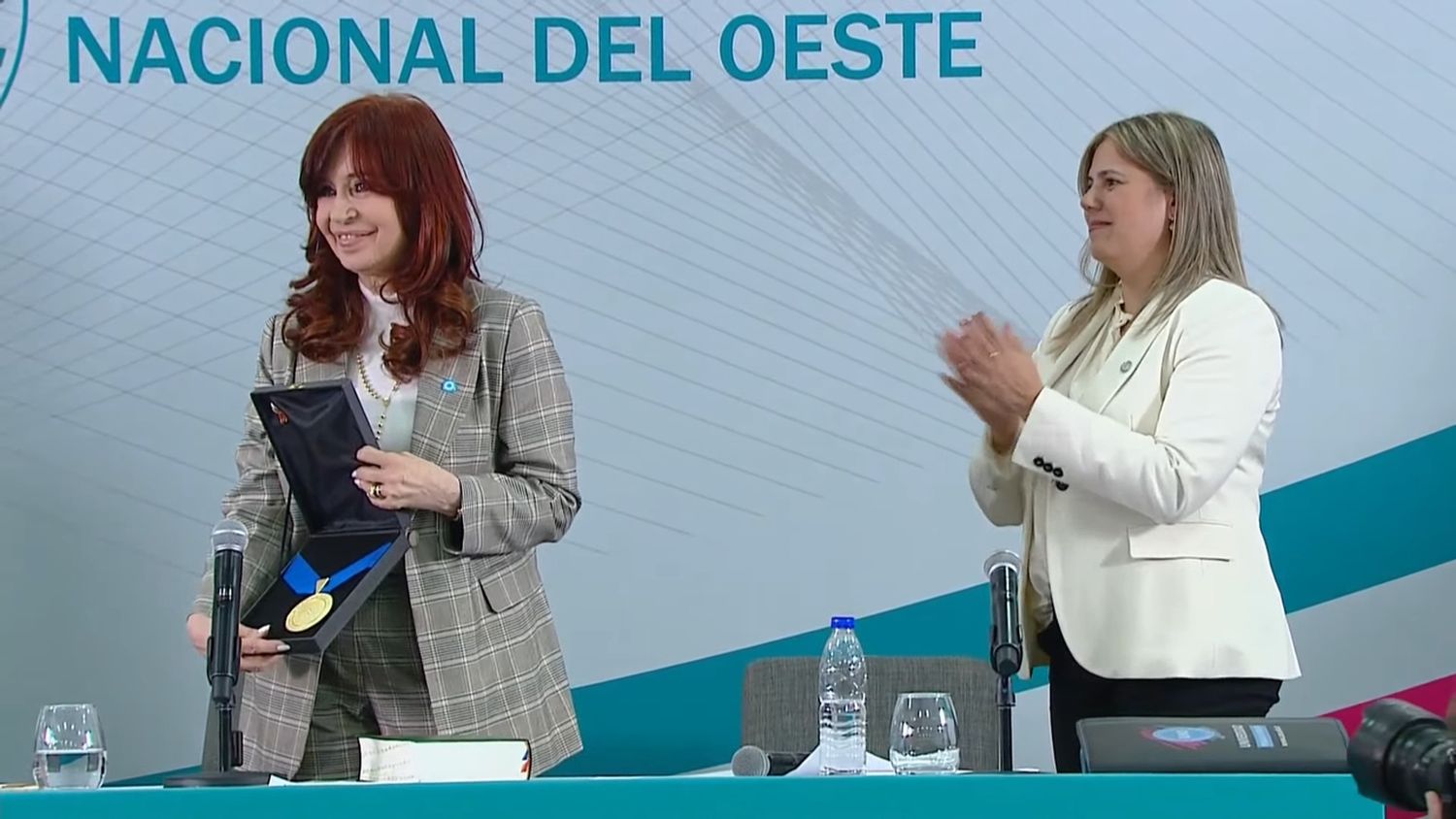 Cristina vs. Milei: "Siento como un fracaso de la educación argentina que un lunático venga a decir mentiras"