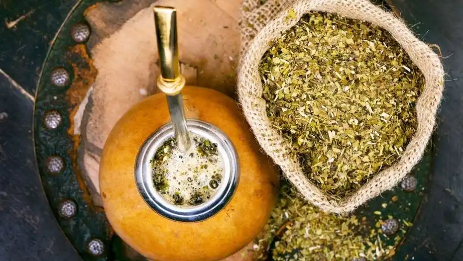 Blendeo de yerba: nueva tendencia para volver a las raíces del mate