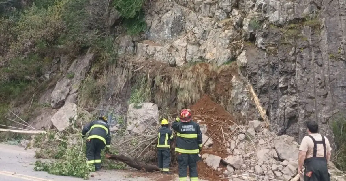 Corte total en la Ruta Nacional 40 por riesgo de nuevos derrumbes