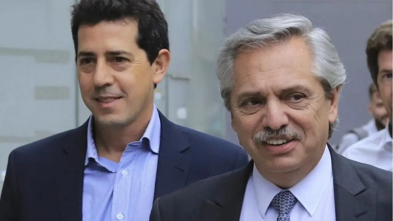 Efecto PASO: Ministros y funcionarios pusieron la renuncia a disposición del presidente al igual que el gabinete bonaerense ante Kicillof