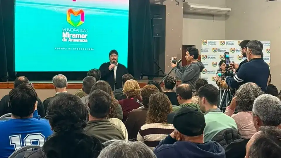 Miramar dio a conocer el calendario de actividades de agosto a diciembre durante una conferencia realizada en el SUM Municipal