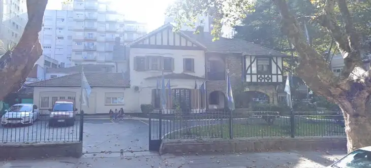 Departamental de policía.