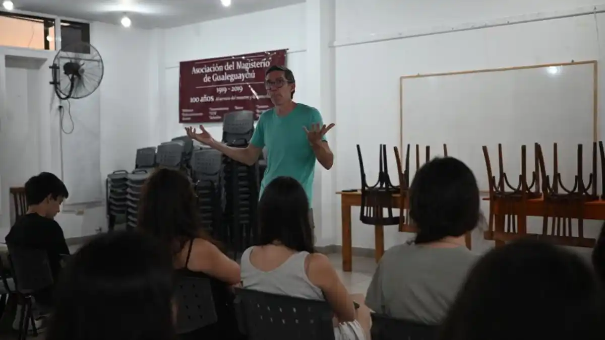 Con más de 190 estudiantes inscriptos inició el ciclo 2026 de UBA XXI en Gualeguaychú