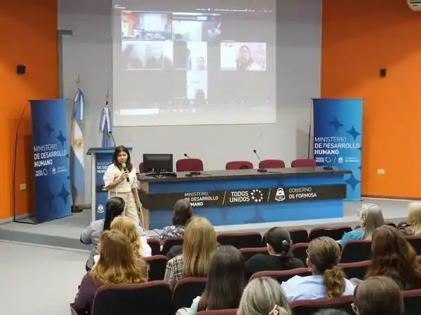 Capacitación sobre infecciones perinatales
por VIH, sífilis, Hepatitis B y Chagas