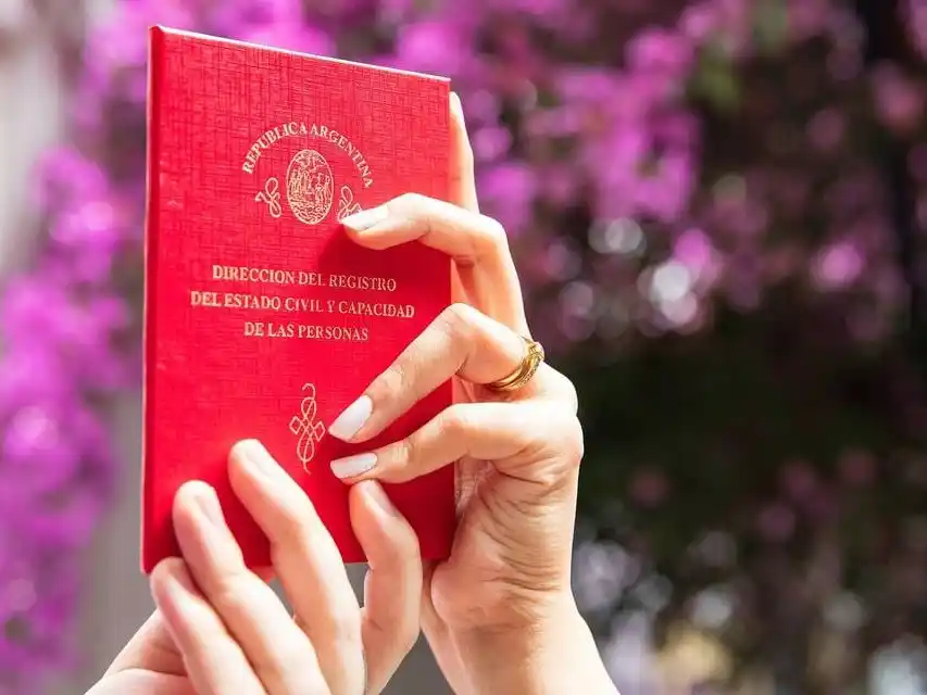 En Tandil se estancaron los matrimonios y crecieron las uniones convivenciales en el último lustro