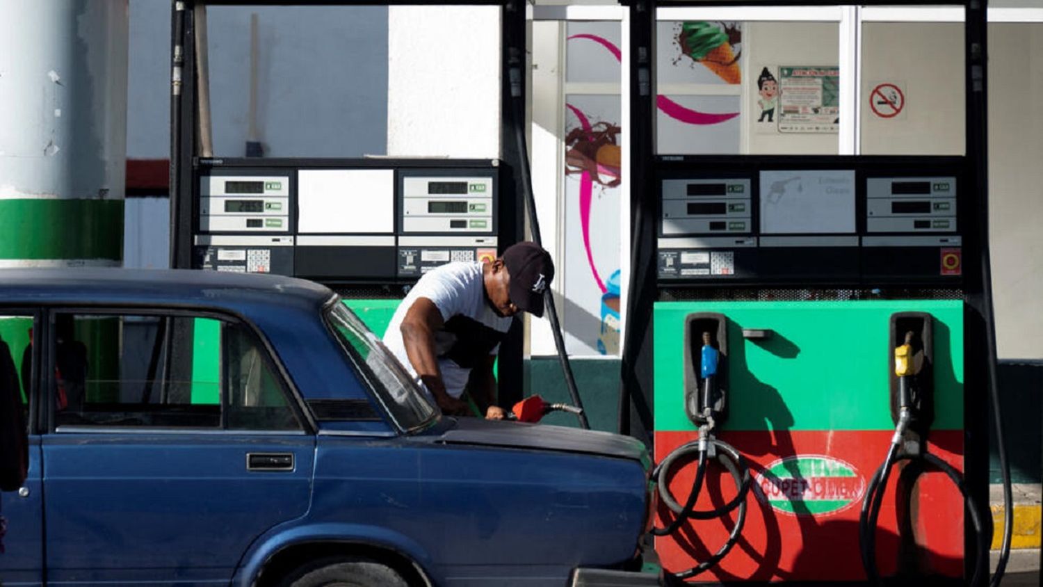 ¡TE PARECES TANTO A MÍ…! Cuba vivirá su propio «viernes negro» con aumento desproporcionado de los precios del combustible