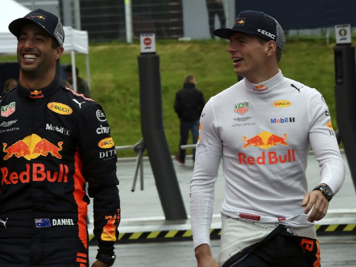 Red Bull dominó los ensayos libres