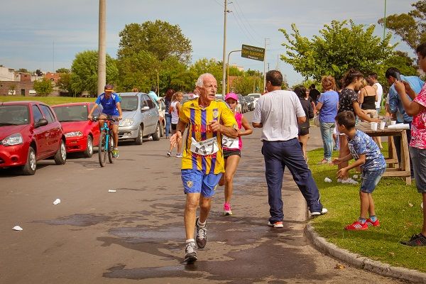 Más de 100 participantes en la Maratón por los 41 años del Golpe