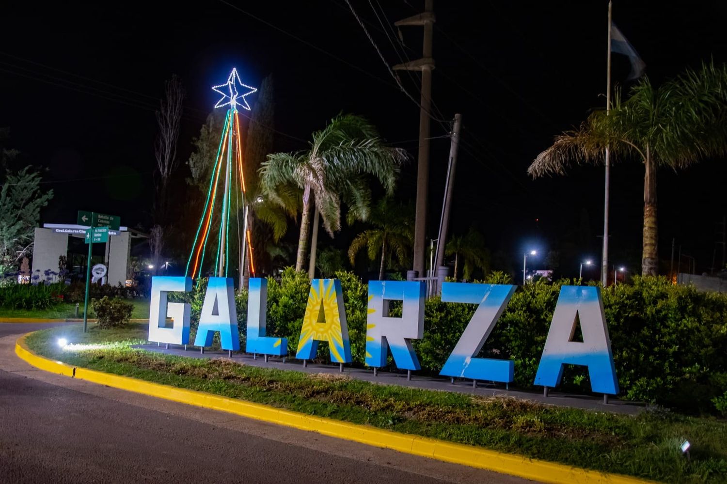 Todo listo para comenzar la gran fiesta provincial "Galarza en Navidad". Imperdible fin de semana con tres grillas llenas de espectáculos, comidas típicas y diferentes eventos.