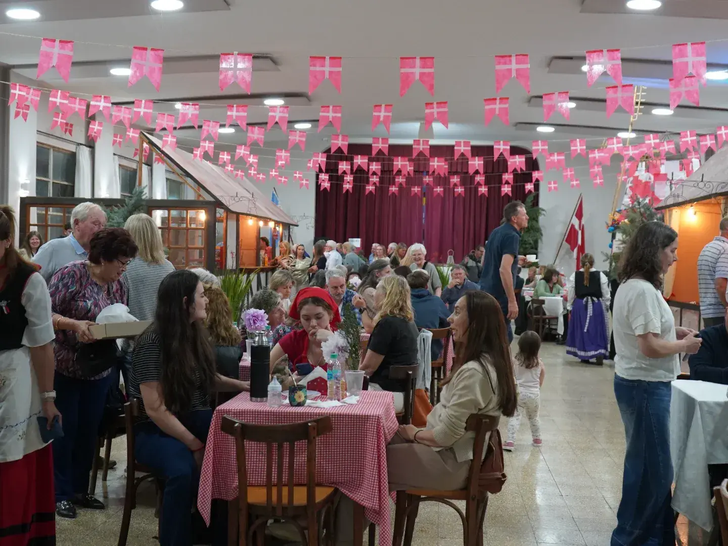 Una verdadera fiesta. La Aldea Danesa recibió a mucha gente