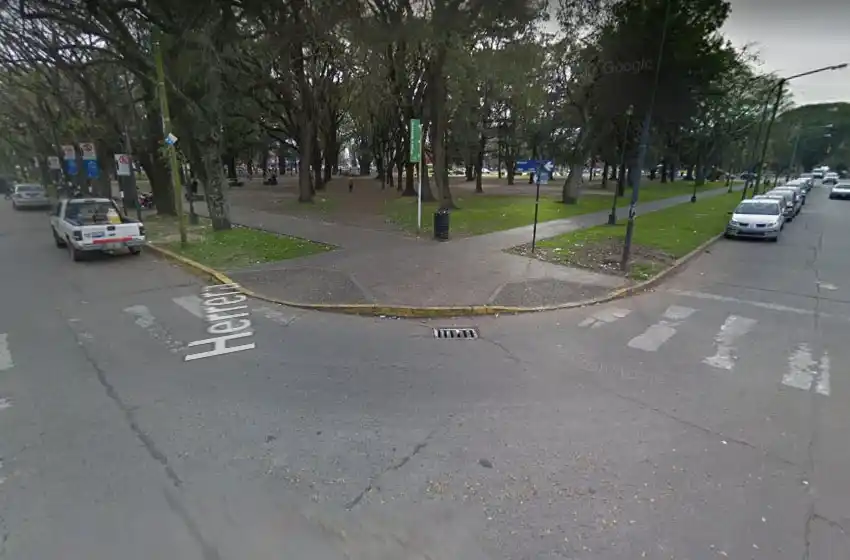 Un muerto tras el choque entre una moto y una camioneta