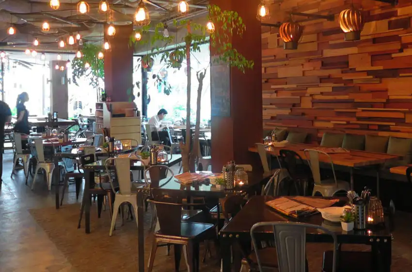 Sensaciones encontradas: gastronómicos celebraron la apertura, pero cuestionaron la franja horaria