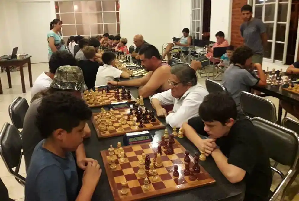 Se disputaron tres torneos relámpago en el Club Águila